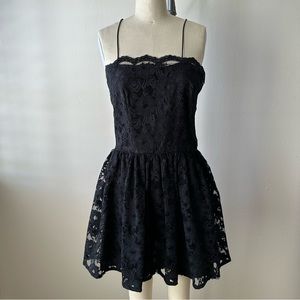 VINTAGE Mindy Malone Lace mini dress